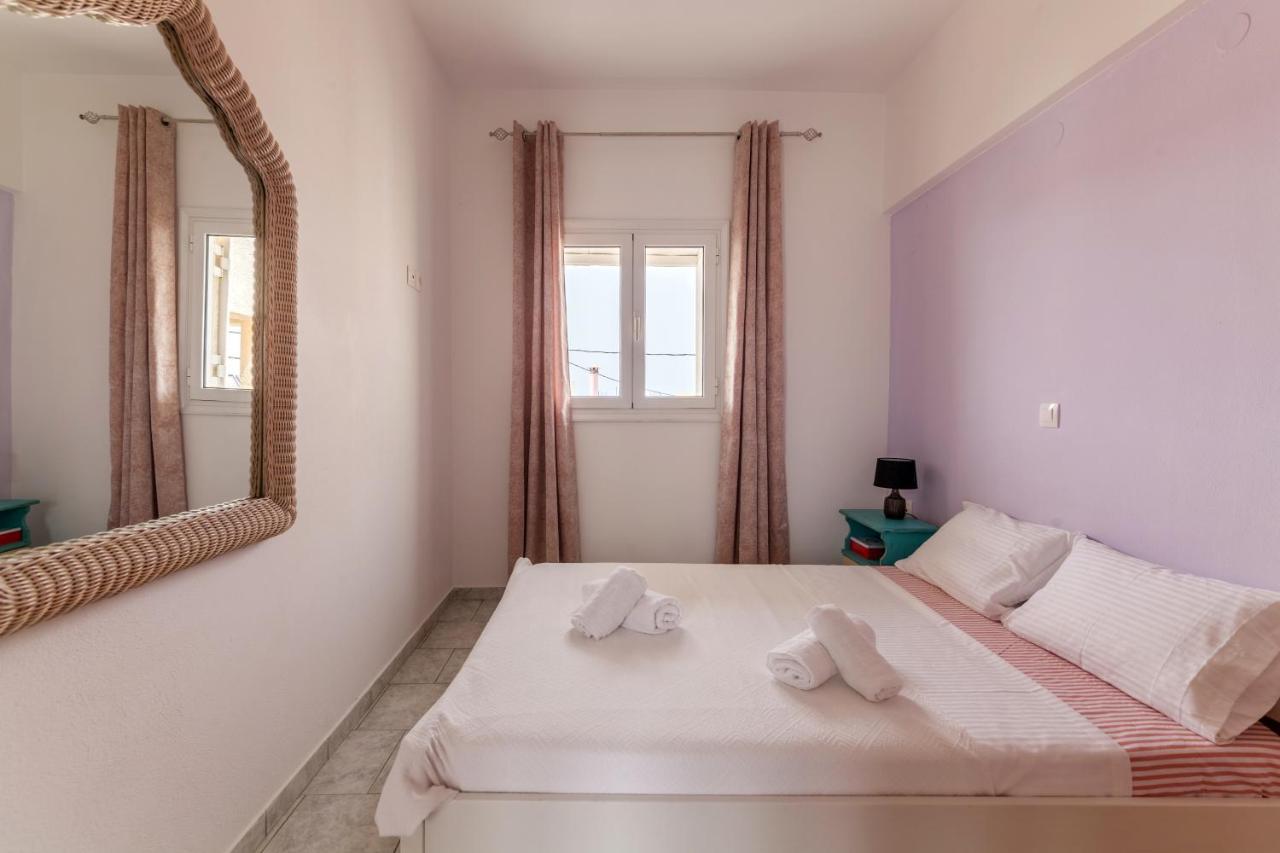 Guests Apartments In Sissi Creta Bagian luar foto